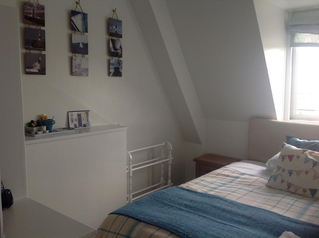 Cambridge House Bed & Breakfast Торпойнт Екстериор снимка