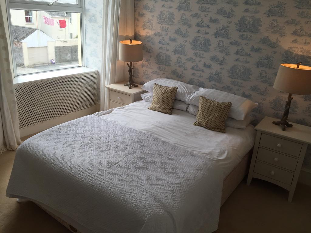 Cambridge House Bed & Breakfast Торпойнт Екстериор снимка